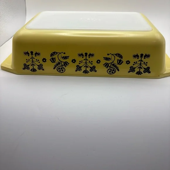 Pyrex promotional Needlepoint Embroidery Design - Picture 10 of 16